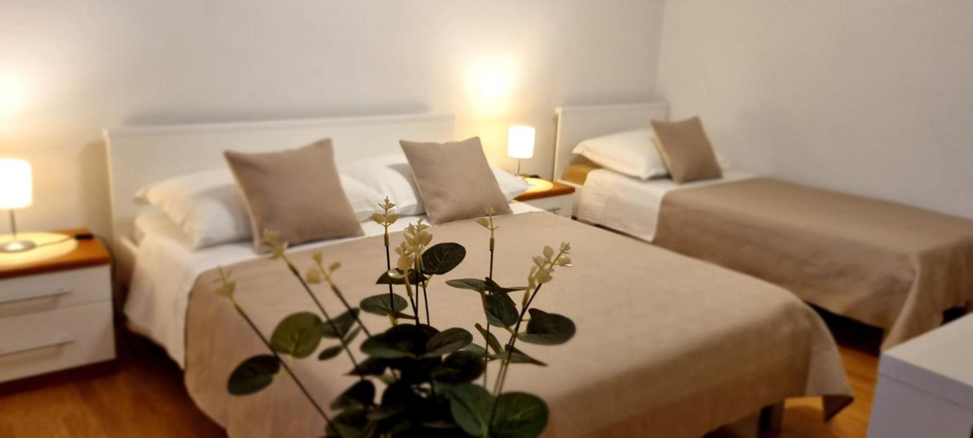 Bed & Breakfast Huljic Хвар Екстериор снимка